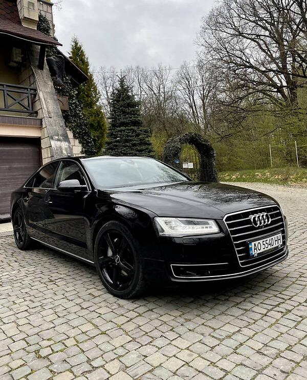 Audi A8 2016