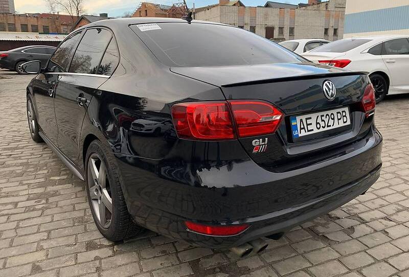 Volkswagen Jetta Gli  2013