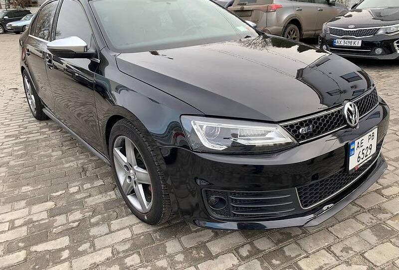 Volkswagen Jetta Gli  2013