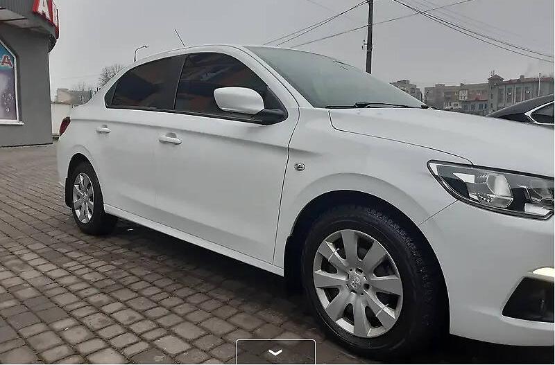 Peugeot 301 2017