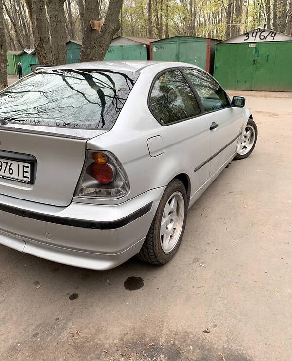 BMW 320 compact 2002