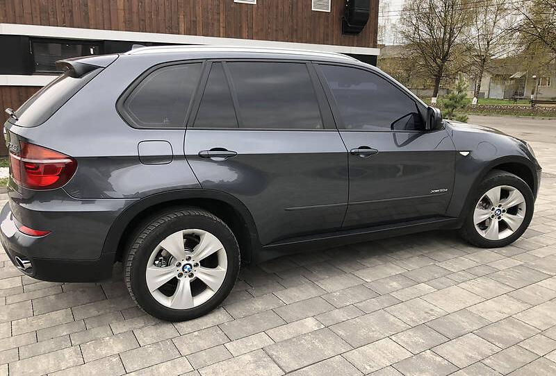 BMW X5 2011