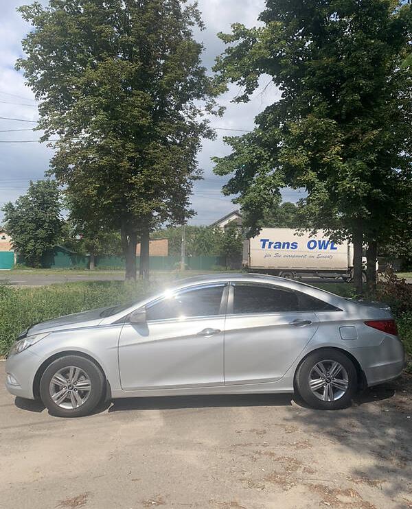 Hyundai Sonata 2013