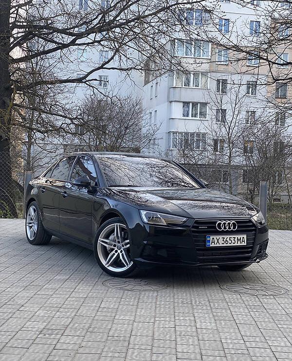 Audi A4 Quattro  2016