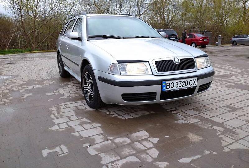 Skoda Octavia Tour 2000 2000