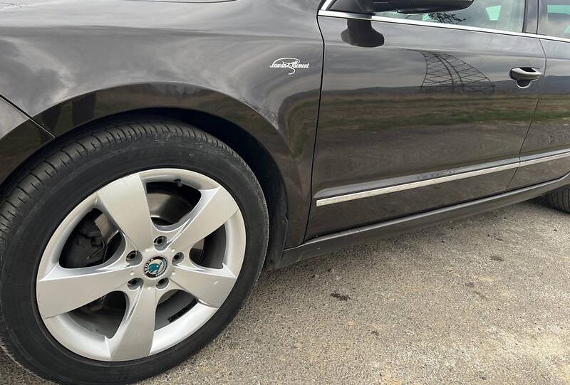 Skoda Superb 2012