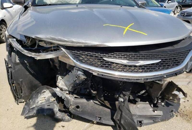 Chrysler 200 2015