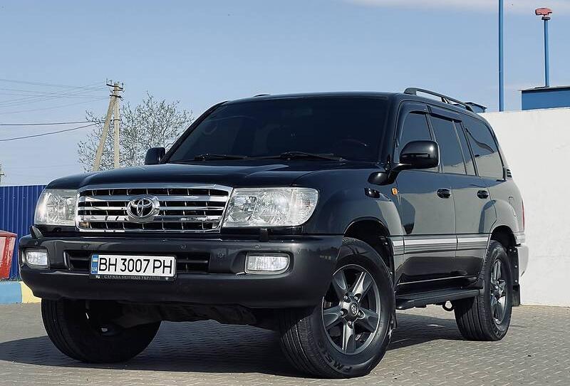 Toyota Land Cruiser 100 2006