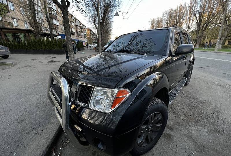 Nissan Pathfinder 2005