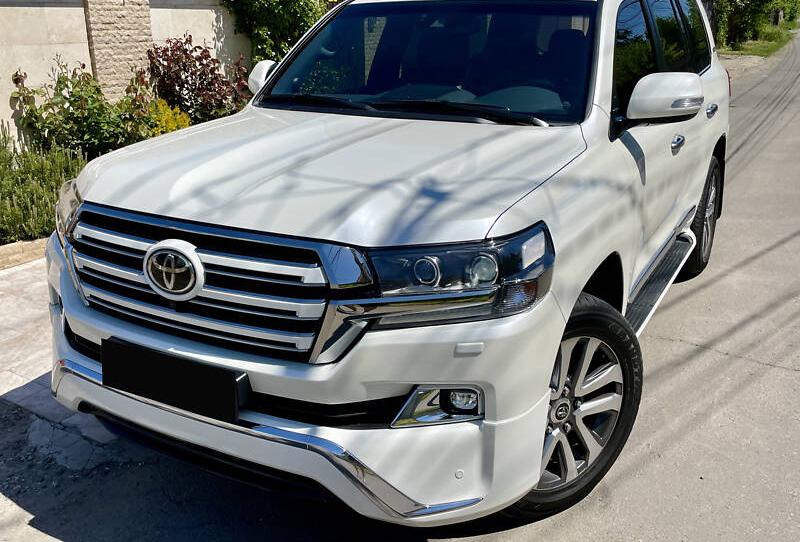Toyota Land Cruiser 200 Executive Lounge 2017