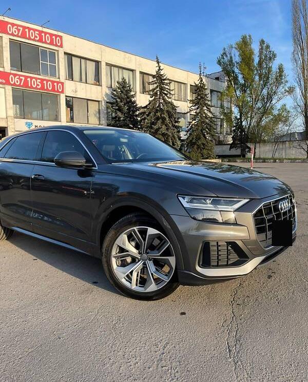 Audi Q8 2020