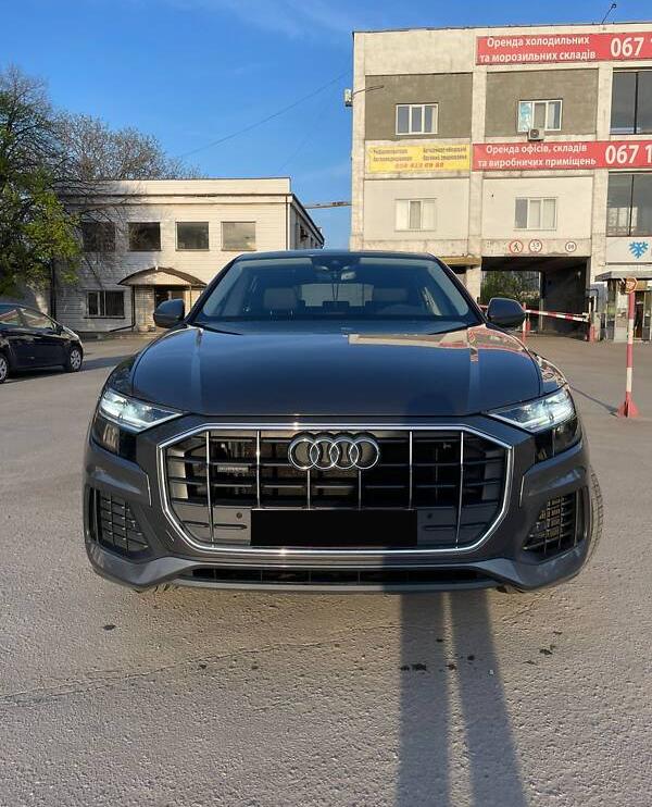 Audi Q8 2020