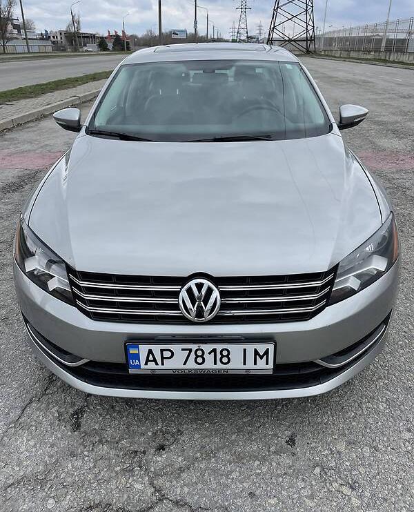 Volkswagen Passat B7 2012