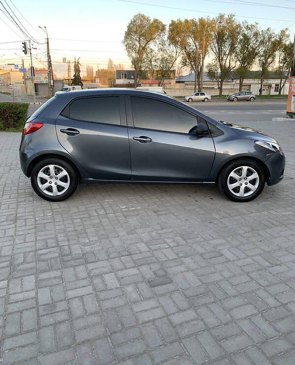 Mazda 2 2009