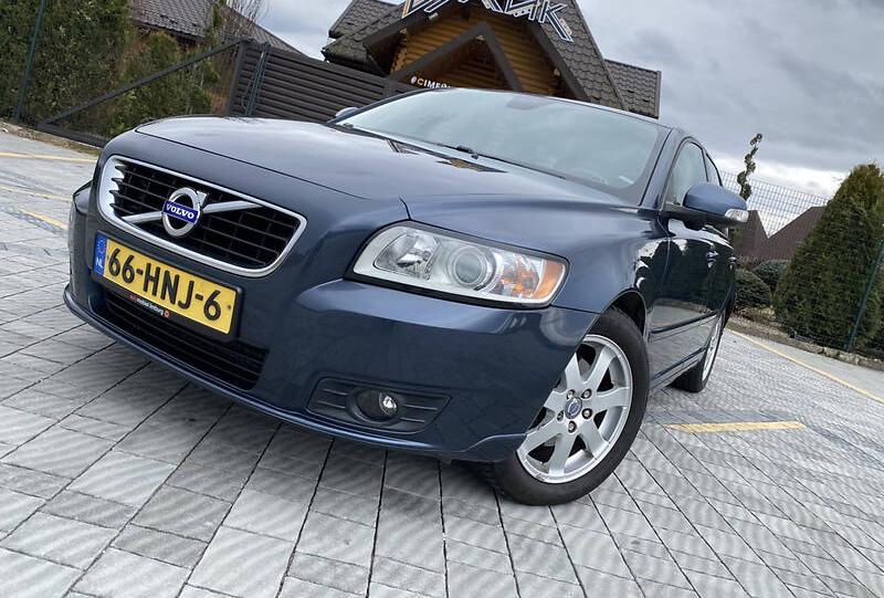Volvo V50 D2 2011
