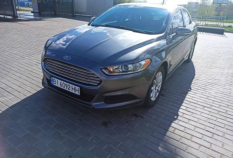 Ford Fusion SE 2013