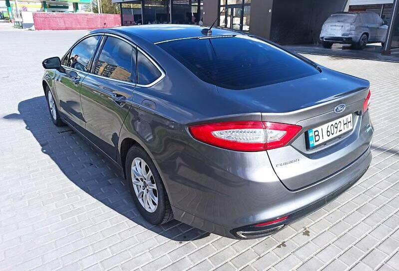Ford Fusion SE 2013