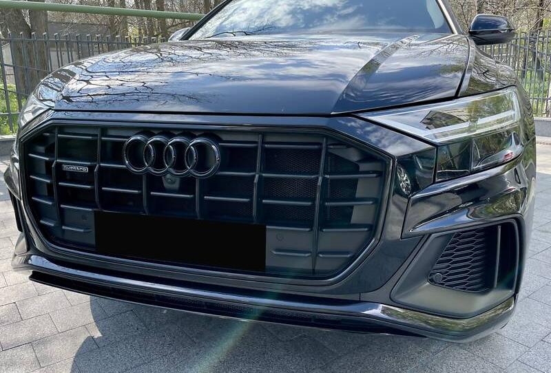 Audi Q8 S Line 2021