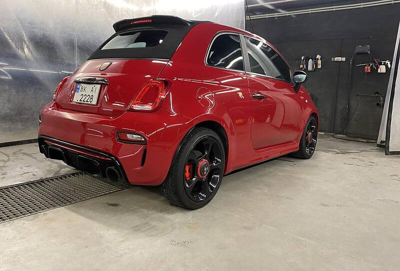 Abarth Fiat 500 2013