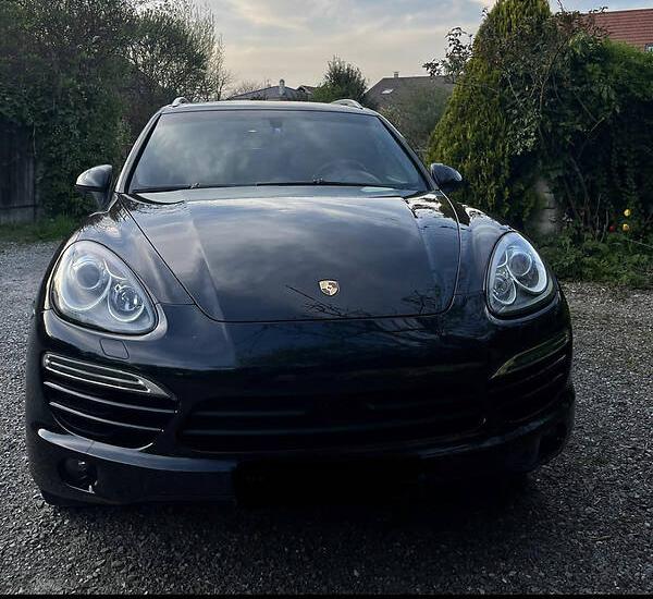Porsche Cayenne 2012