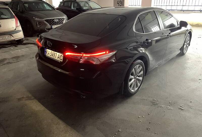Toyota Camry 2019