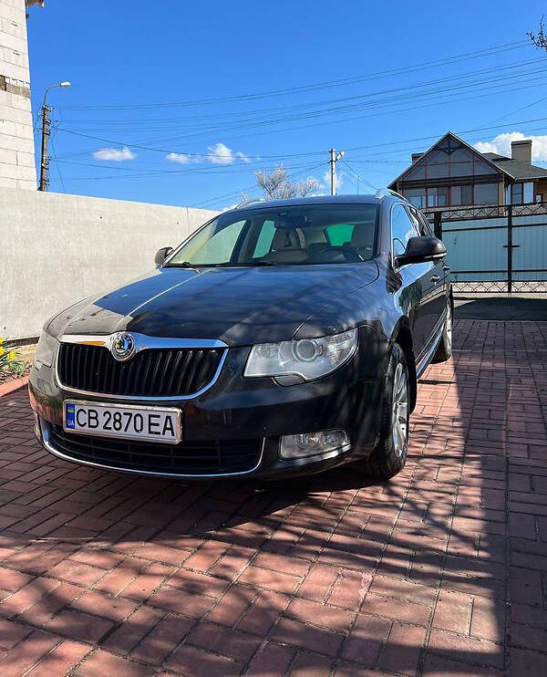 Skoda Superb 2011