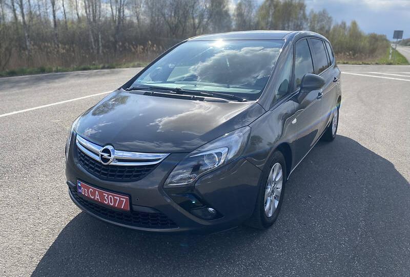 Opel Zafira Tourer 2016