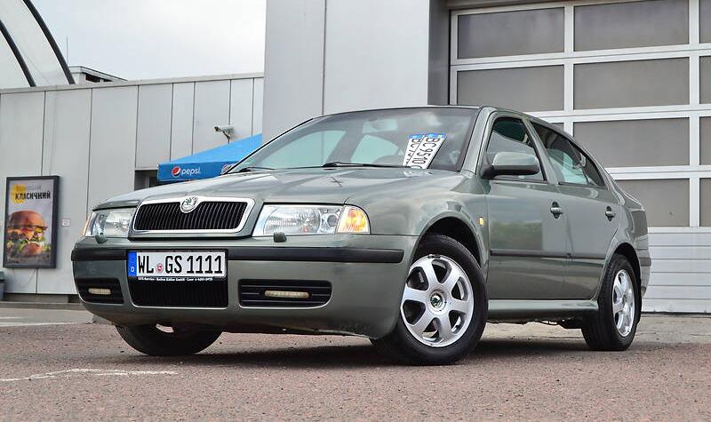 Skoda Octavia Tour ELEGANCE MPI 2002