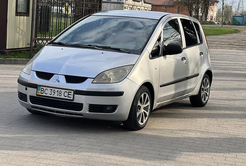 Mitsubishi Colt 2005