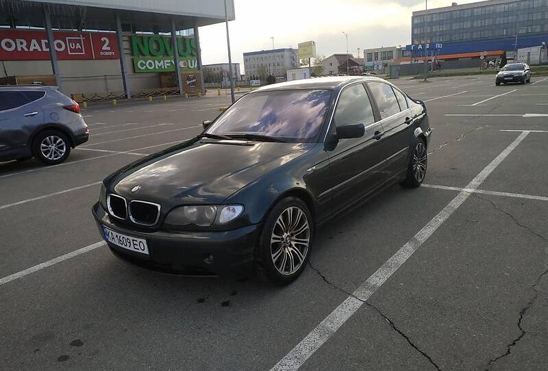 BMW 330 2001