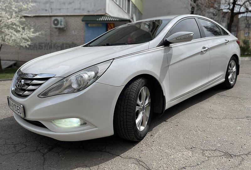 Hyundai Sonata 2010