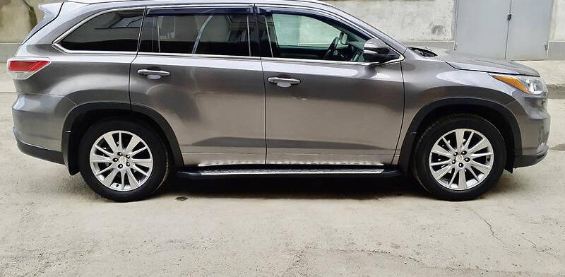 Toyota Highlander 2014