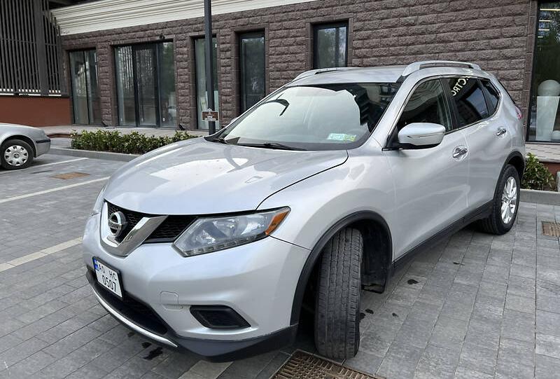 Nissan Rogue SV 2014