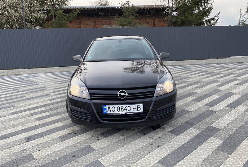 Opel Astra H 2004