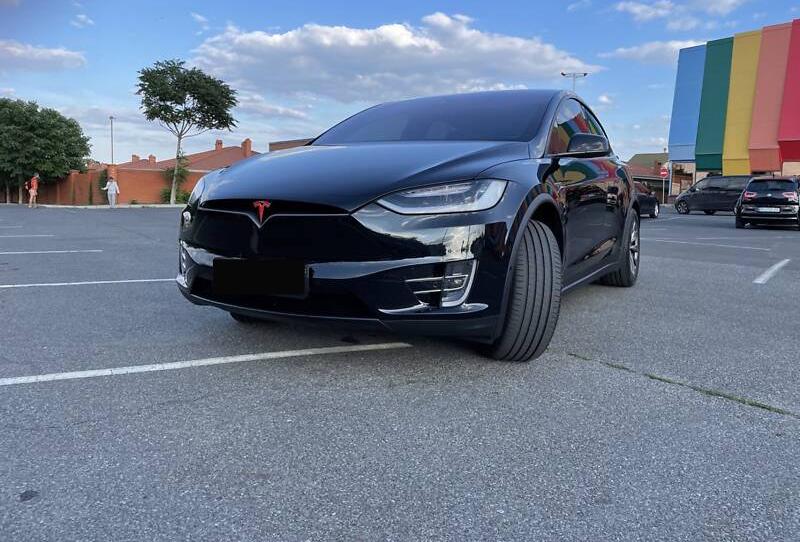 Tesla Model X 2016