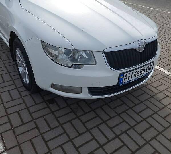 Skoda Superb Elegance 2011