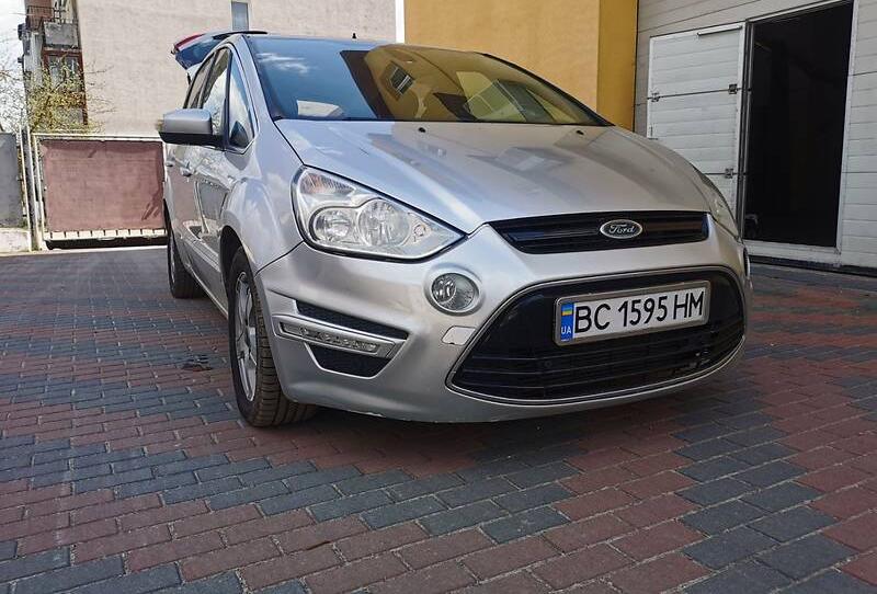 Ford S-Max 2010