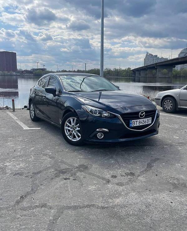 Mazda 3 2016