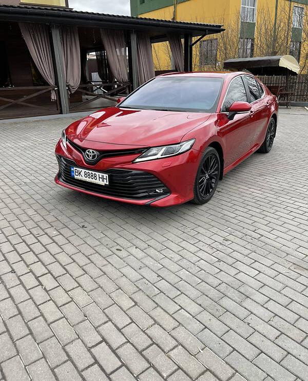 Toyota Camry 2018