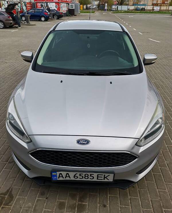 Ford Focus SE 2015