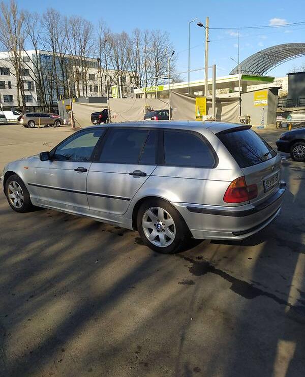 BMW 320 2001