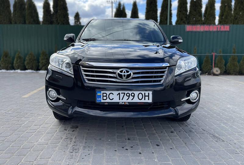 Toyota RAV4 2011