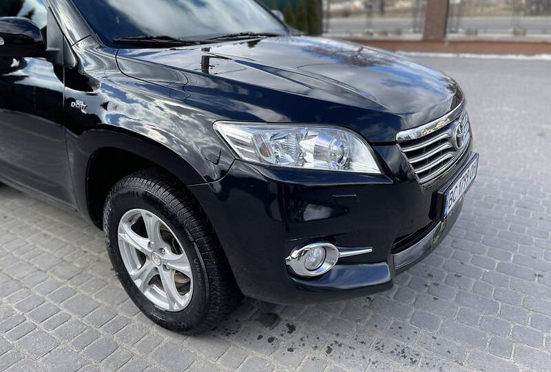 Toyota RAV4 2011