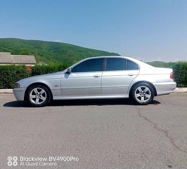 BMW 525 2002