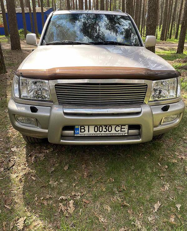 Toyota Land Cruiser 100 2004
