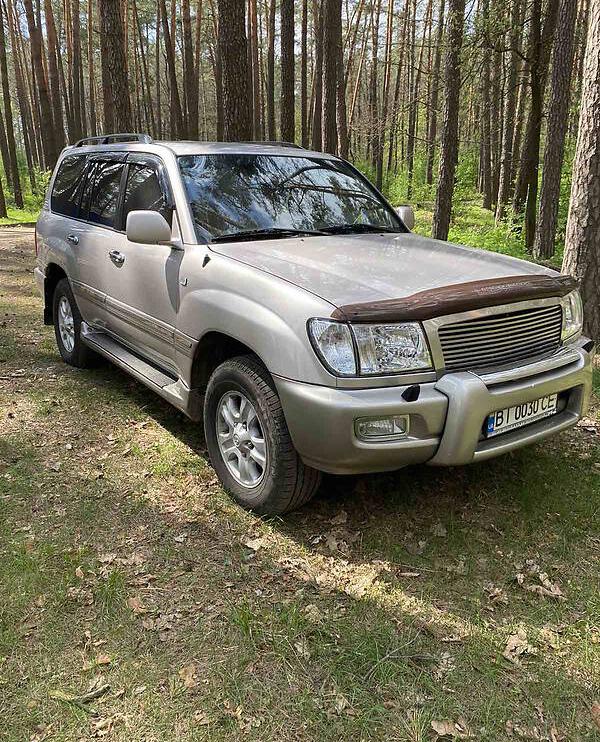 Toyota Land Cruiser 100 2004