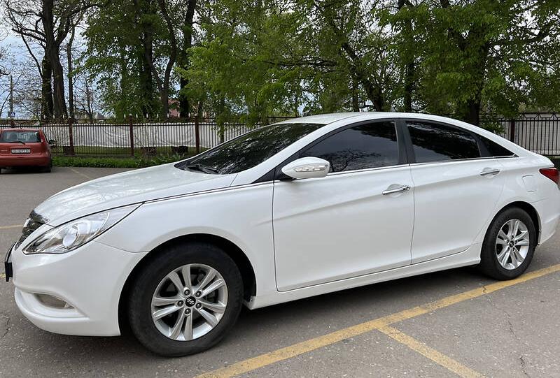 Hyundai Sonata Y20 2011