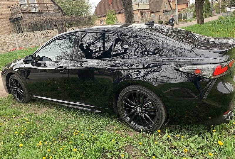 Toyota Camry 70  2019
