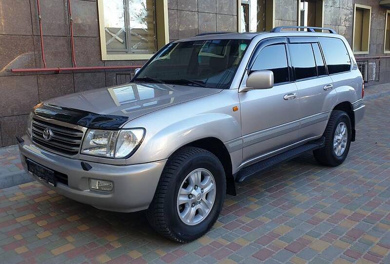 Toyota Land Cruiser 100 2005