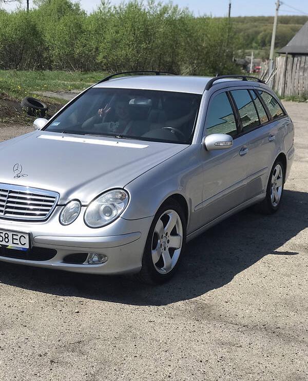 Mercedes-Benz E 220 2004